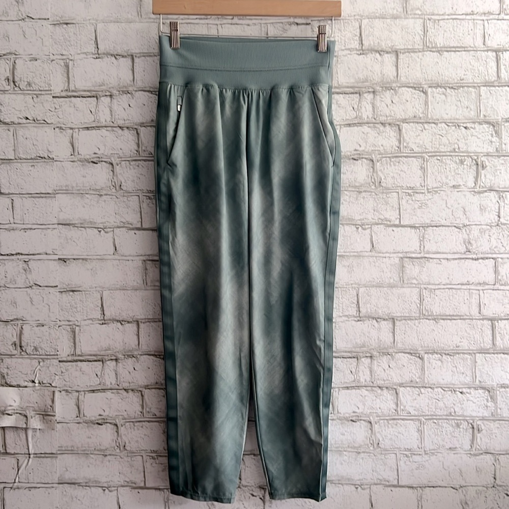 ATHLETA Nolita Slim Tapered Ankle High Rise Pants Size 2 Travel UPF Quick Dry - Picture 6 of 16